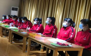 幼儿园保育员中班工作总结5篇