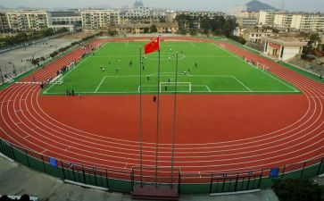 操场作文400字6篇