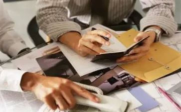 出纳的年终述职报告7篇
