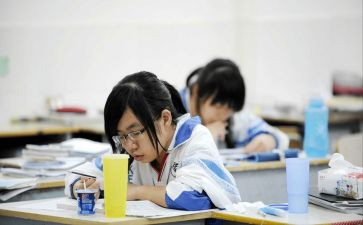 初中生自我鉴定模板6篇