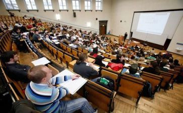 上大学自我介绍的演讲稿推荐7篇