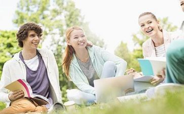 大学自我鉴定范文300字6篇