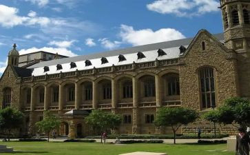 大学中演讲稿精选6篇
