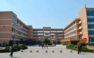 关于大学食堂的调查报告5篇