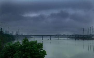 笑对风雨的作文参考5篇
