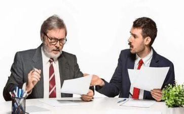 财务科负责人述职报告6篇