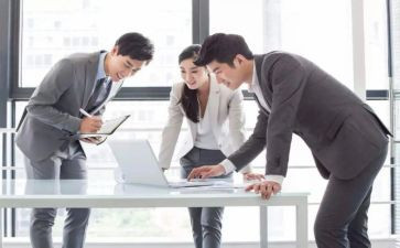 社区工作者爱岗敬业演讲稿8篇