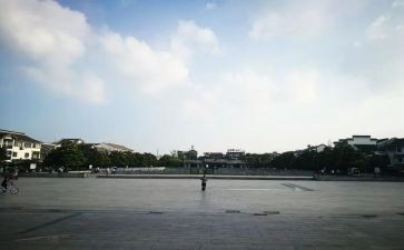 游广场作文600字参考7篇