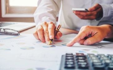 年终会计的述职报告通用5篇