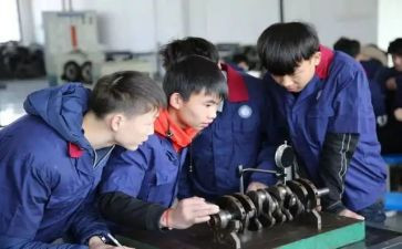 技校毕业自我鉴定6篇