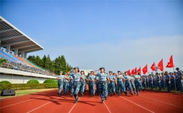 关于军训中军训完的演讲稿8篇