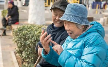 关爱空巢老人实践总结6篇
