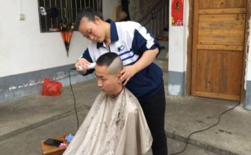 中班音乐理发店教案5篇
