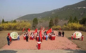 扫墓主题日活动方案5篇
