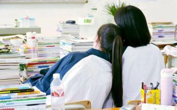 同桌作文300字推荐8篇