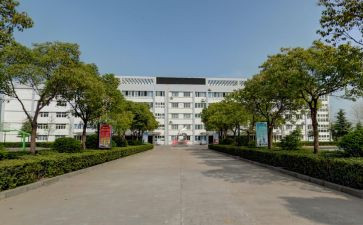 我爱我的校园的演讲稿7篇