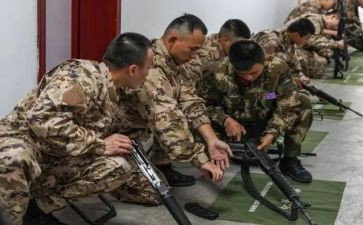 武警等兵述职报告8篇