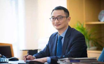 年末校长述职报告8篇