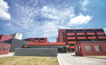 学校出纳工作总结8篇