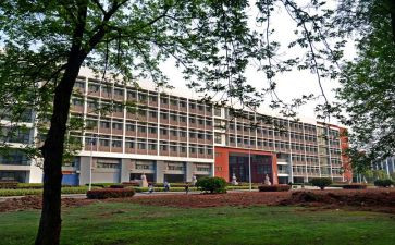 学院鉴定表自我鉴定模板7篇